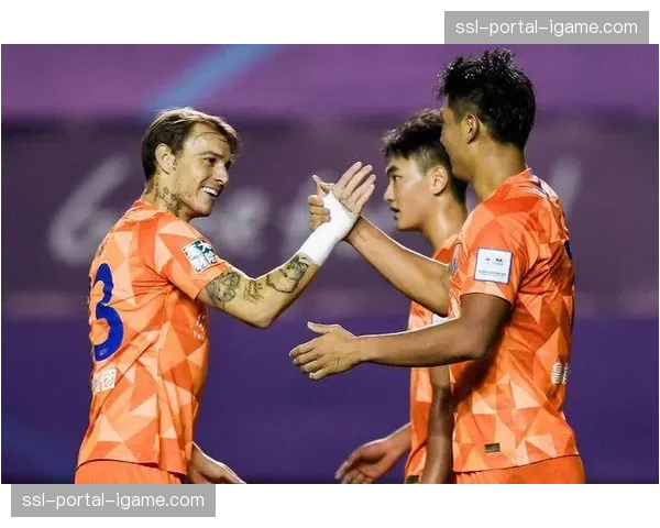 空间篮球成为绝对主流，传统站桩中锋生存空间被压缩